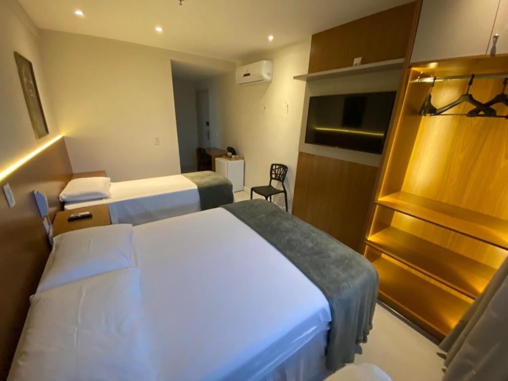 Suite Tripla Hotel America Campos dos Goytacazes Exterior foto